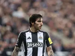 罗马客场大胜尤文,锁定欧冠资格 罗马客场大胜尤文,锁定欧冠资格