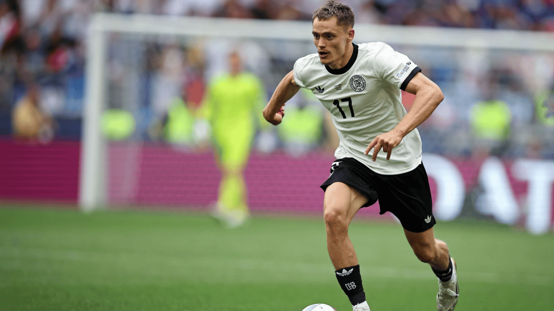 游戏平台-斯洛伐克战胜匈牙利，闯入淘汰赛轮次(斯洛伐克战胜匈牙利,闯入淘汰赛轮次了吗)