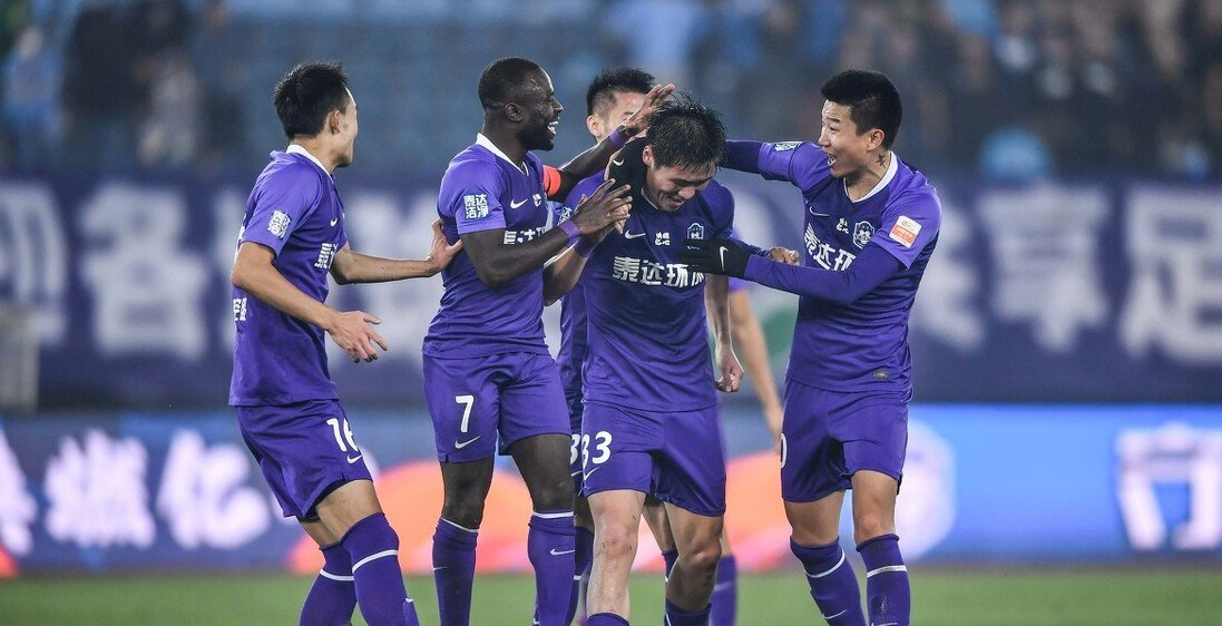 包含大连人挑战天津泰达，谁将实现胜利？的词条