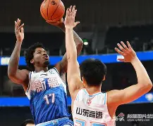 包含新疆男篮挑战山西队，豪情对决引爆全场的词条